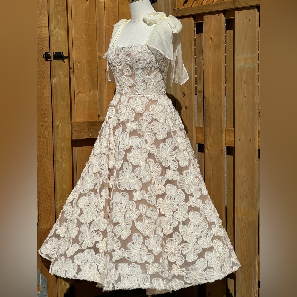 🆕 BRONX & BANCO 🧿 NWOT Sabrina White Bridal Midi Dress, Sz L / US 8 - Picture 9 of 17